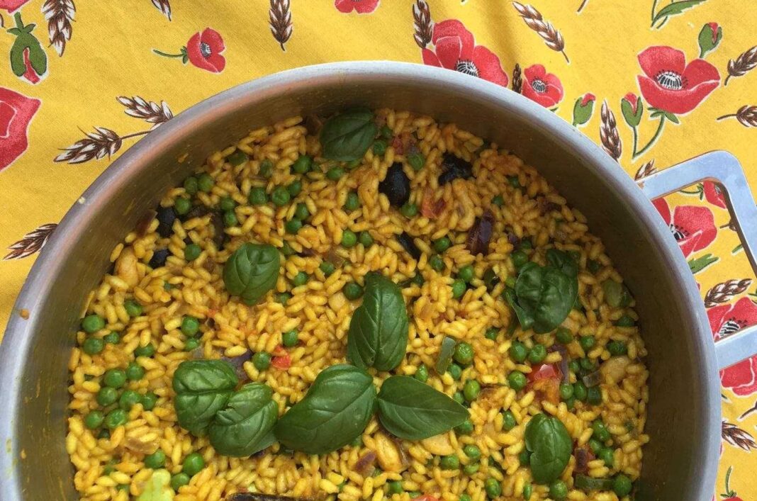 vegan cashew paella